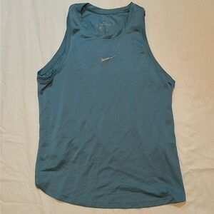 Medium Nike high back tank in blue